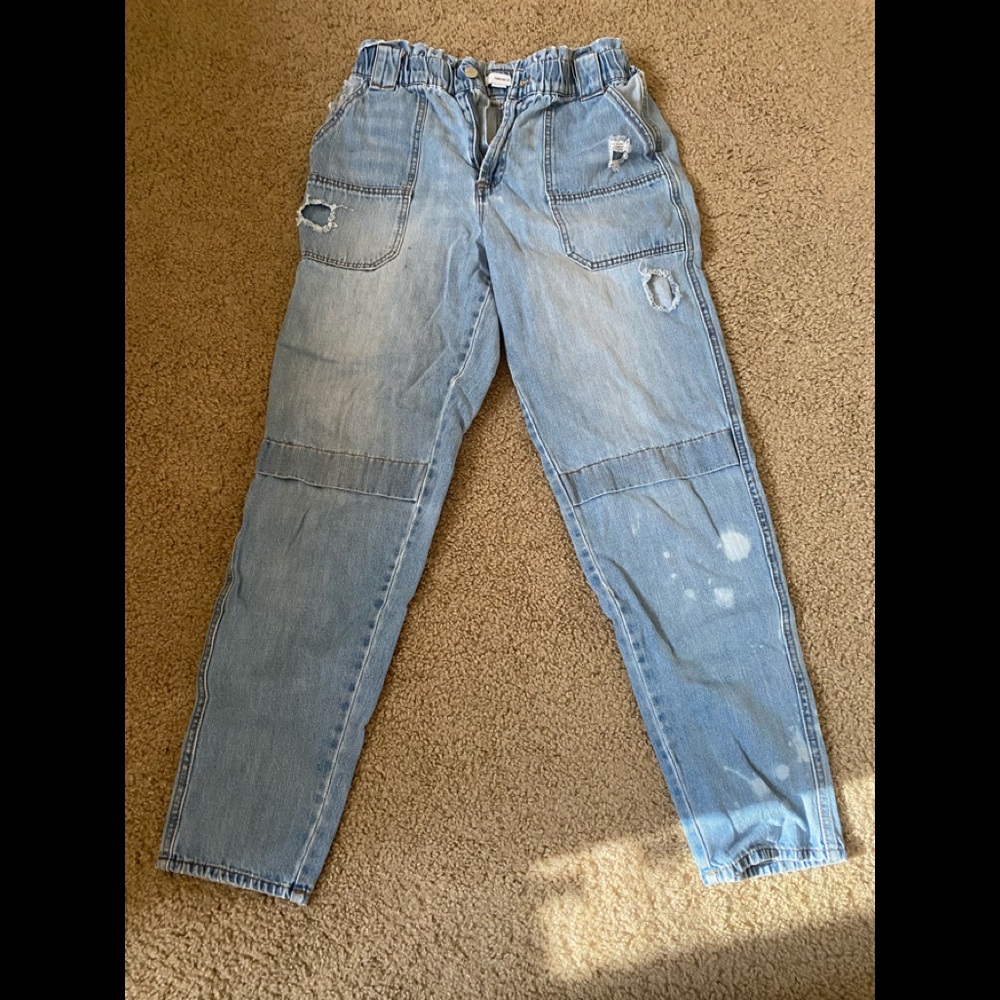 FOREVER 21 Straight Leg Jeans